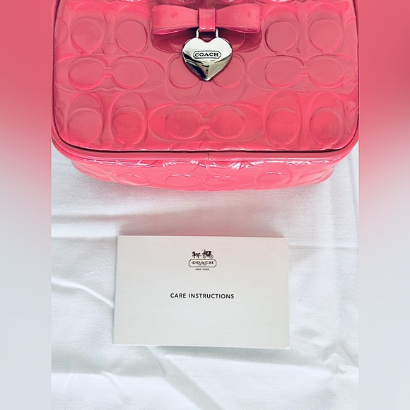 COACH Embossed Liquid Gloss East/West Multi Pouch, Coral Pink & Silver NWOT - Picture 12 of 12
